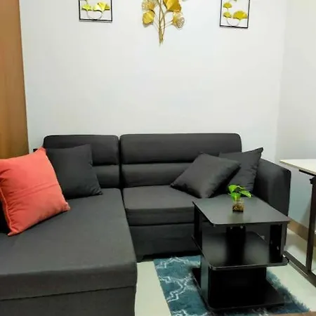 Jireh'S Staycation In Makati